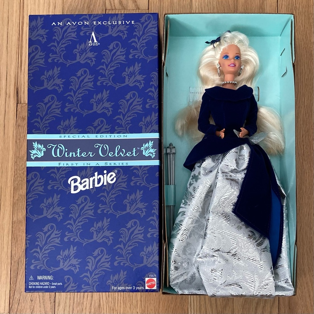 NRFB BARBIE Vintage Avon Exclusive 1st in Series Winter Velvet 
#15571, 1995
